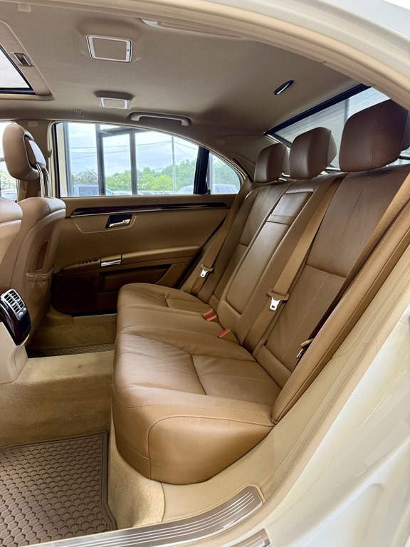2008 Mercedes-Benz S-Class Image 16