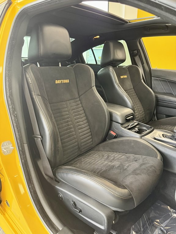 2018 Dodge Charger Image 16