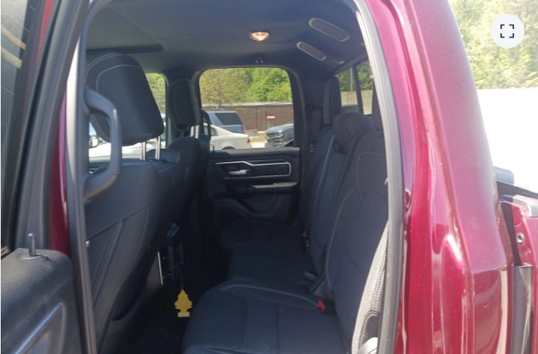 2019 RAM 1500 Image 6