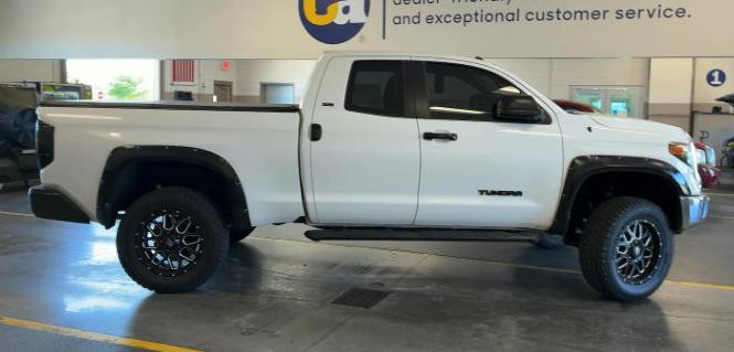 2018 Toyota Tundra Image 8