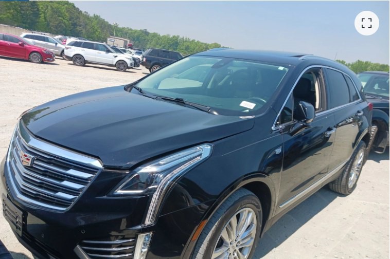 2017 Cadillac XT5 Image 2