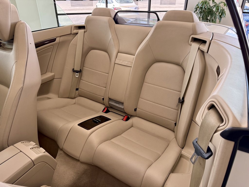 2014 Mercedes-Benz E-Class Image 17