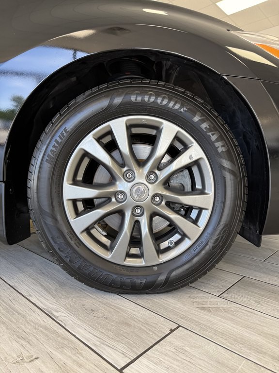 2015 Nissan Altima Image 17