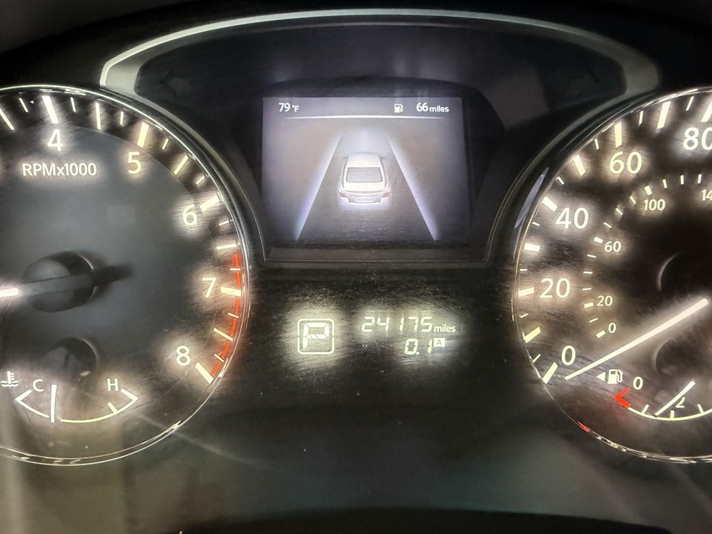 2015 Nissan Altima Image 19