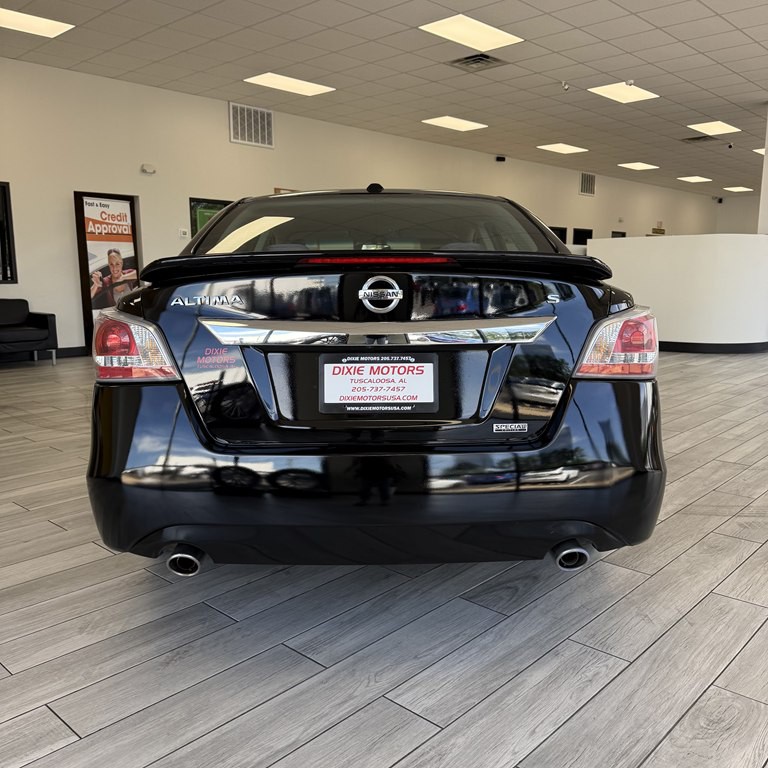 2015 Nissan Altima Image 8