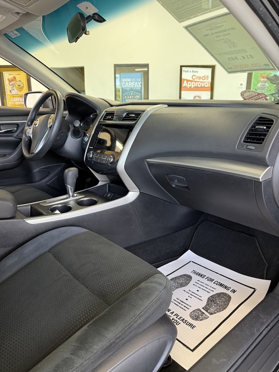2015 Nissan Altima Image 11