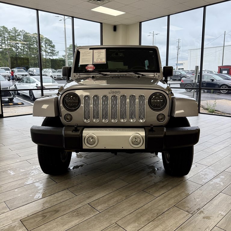 2014 Jeep Wrangler Unlimited Image 2