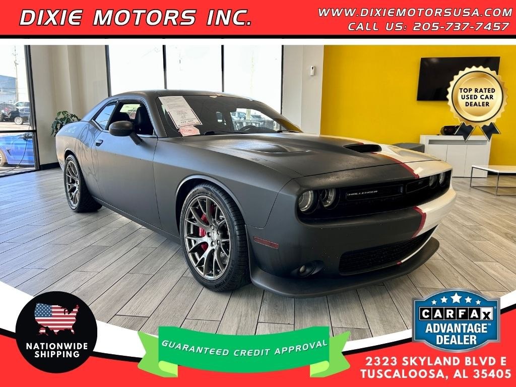2016 Dodge Challenger Image 1