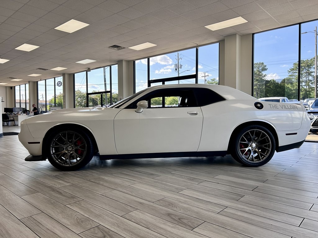2016 Dodge Challenger Image 4