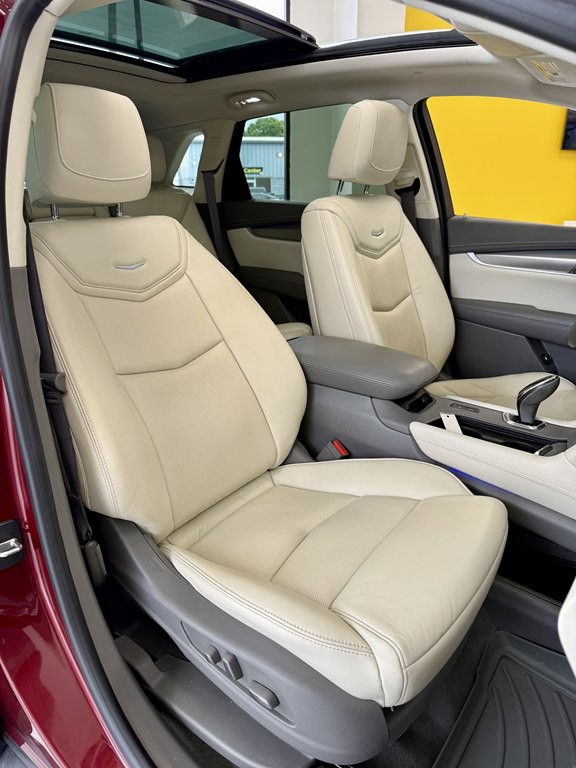 2017 Cadillac XT5 Image 16