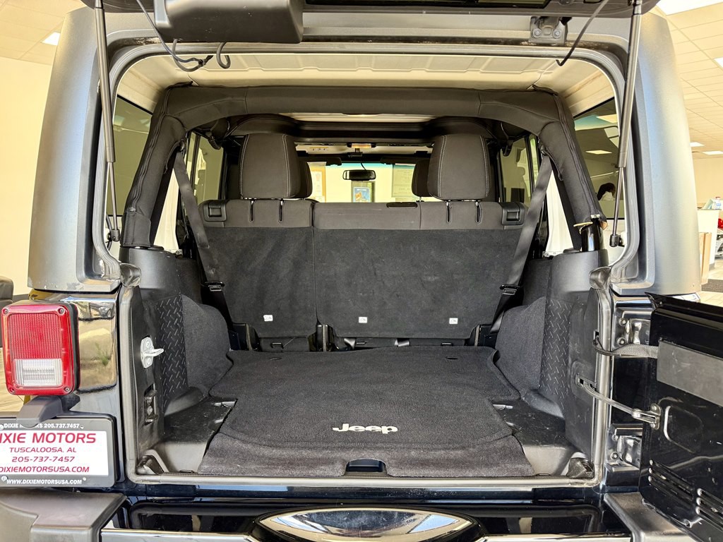 2016 Jeep Wrangler Unlimited Image 9