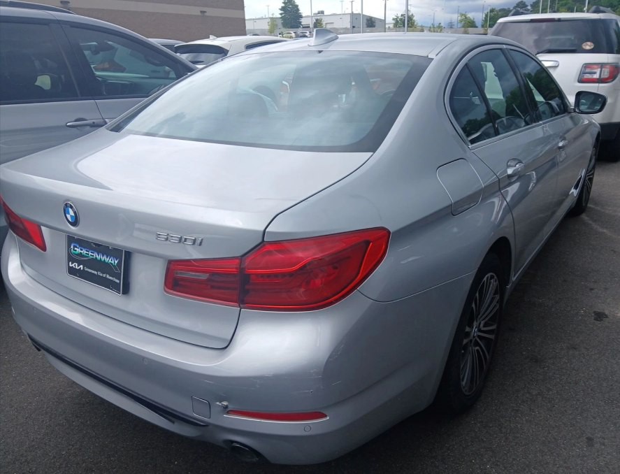 2020 BMW 5 Series Image 2