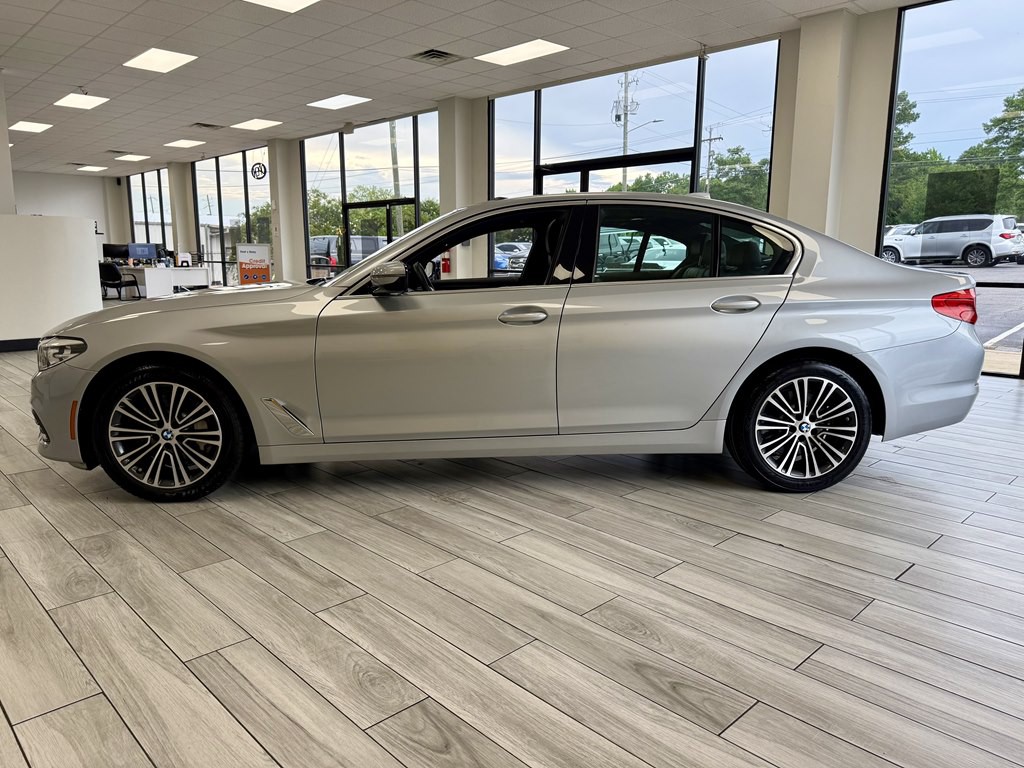 2020 BMW 5 Series Image 4