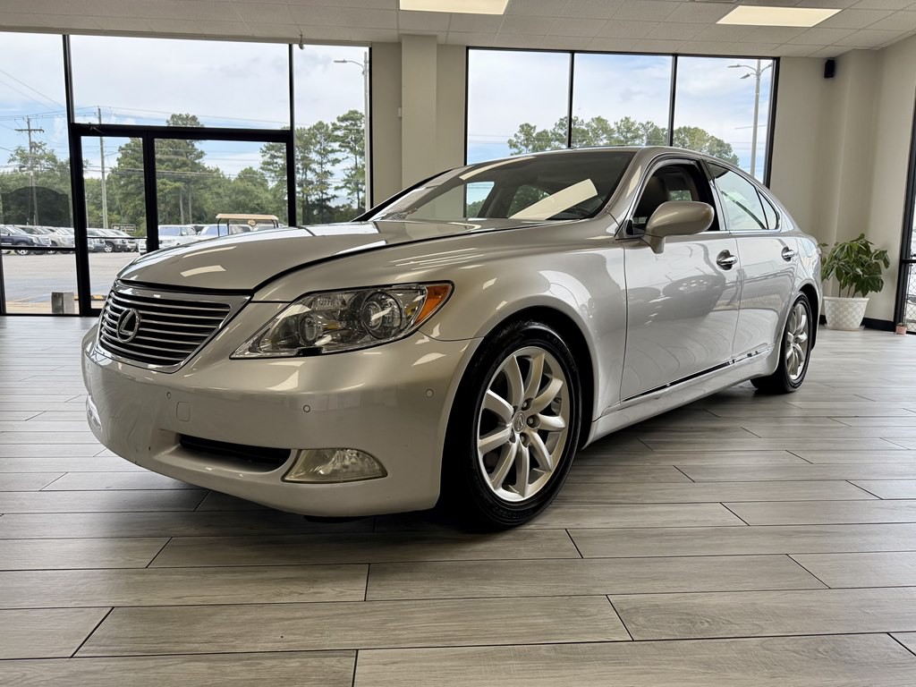 2008 Lexus LS Image 3
