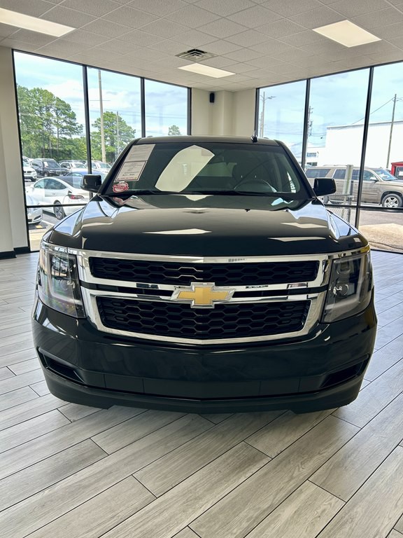2016 Chevrolet Tahoe Image 2