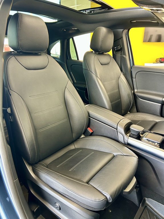 2021 Mercedes-Benz GLA-Class Image 14