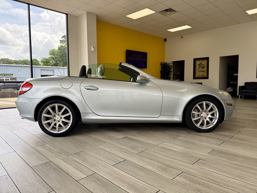 2005 Mercedes-Benz SLK-Class Image 5
