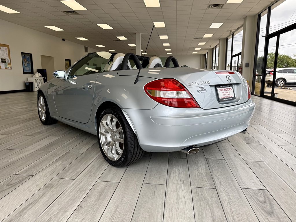 2005 Mercedes-Benz SLK-Class Image 7