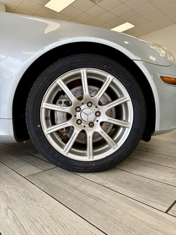 2005 Mercedes-Benz SLK-Class Image 17
