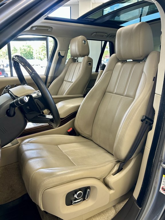2016 Land Rover Range Rover Image 14