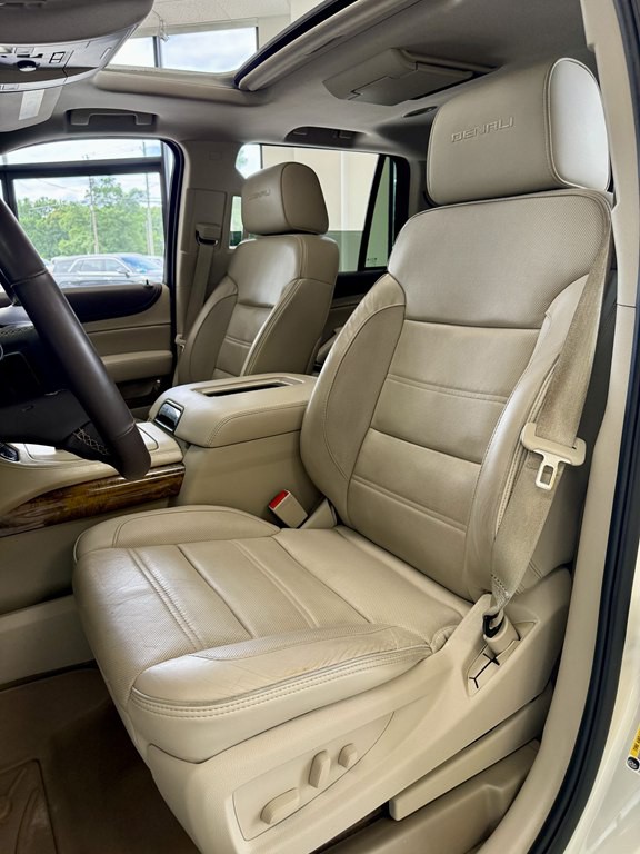 2015 GMC Yukon Image 14