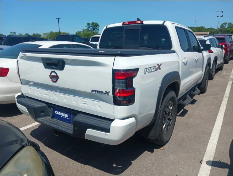 2022 Nissan Frontier Image 3