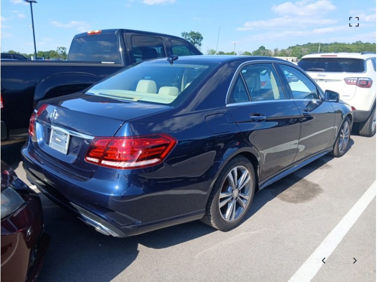 2016 Mercedes-Benz E-Class Image 3