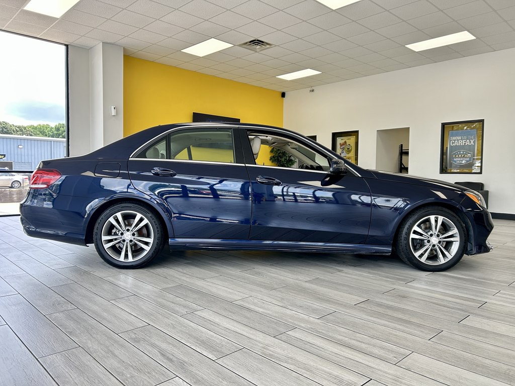 2016 Mercedes-Benz E-Class Image 7
