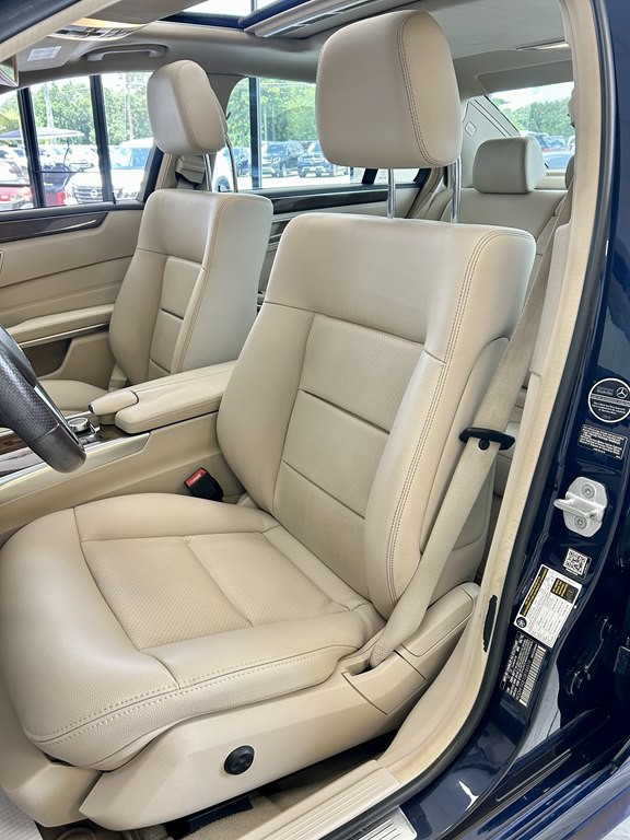 2016 Mercedes-Benz E-Class Image 11