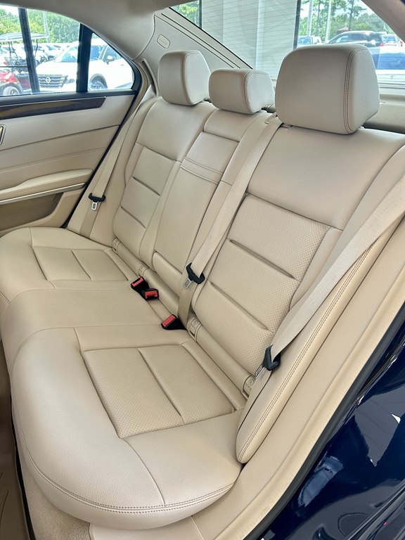2016 Mercedes-Benz E-Class Image 14