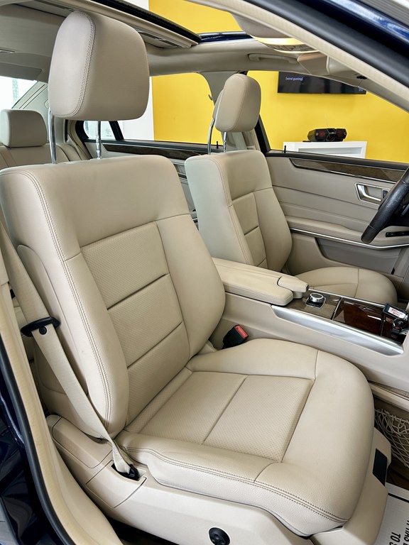 2016 Mercedes-Benz E-Class Image 17