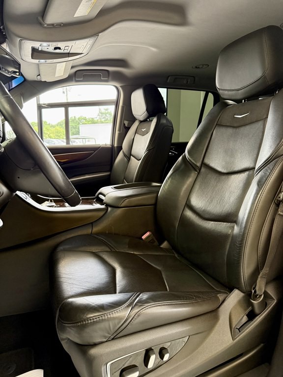 2018 Cadillac Escalade Image 14