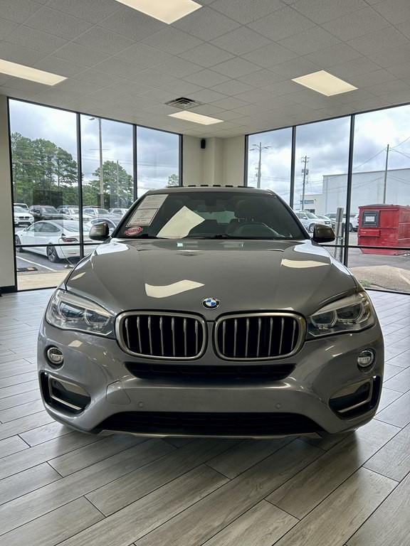 2017 BMW X6 Image 2