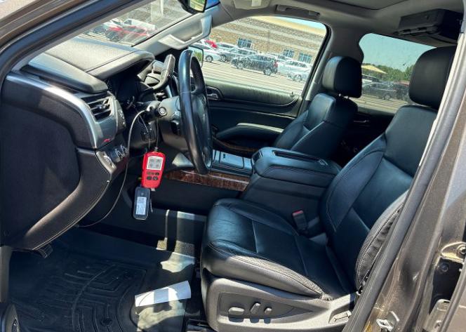 2016 Chevrolet Suburban Image 5
