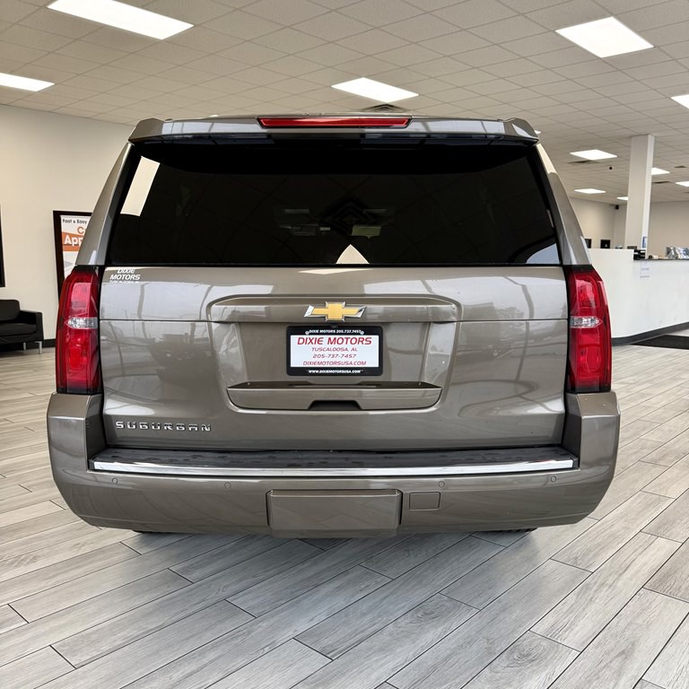 2016 Chevrolet Suburban Image 8