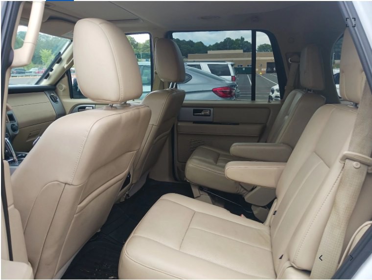 2017 Ford Expedition Image 8