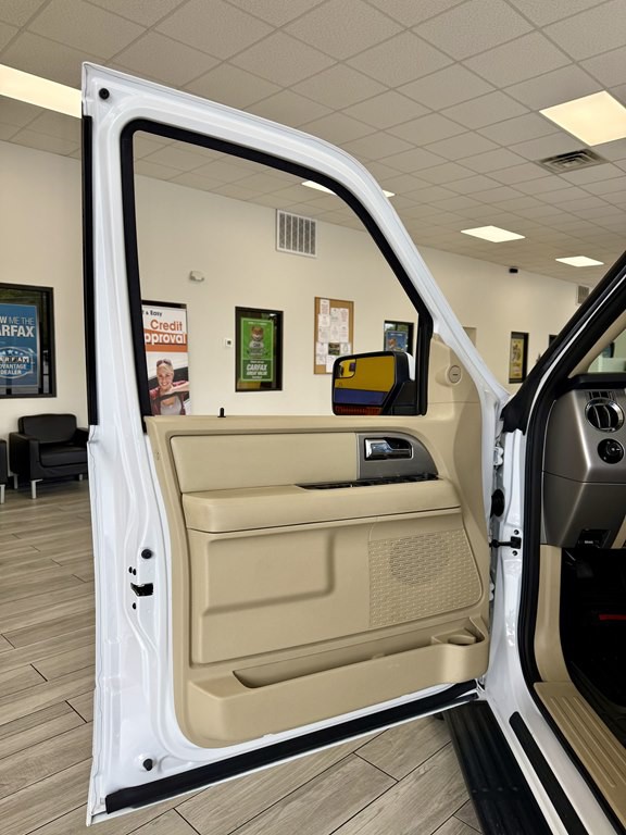 2017 Ford Expedition Image 14