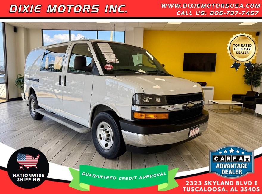 2018 Chevrolet Express Image 1