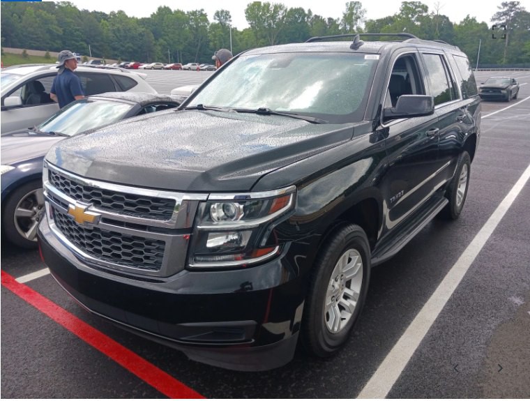 2017 Chevrolet Tahoe Image 2