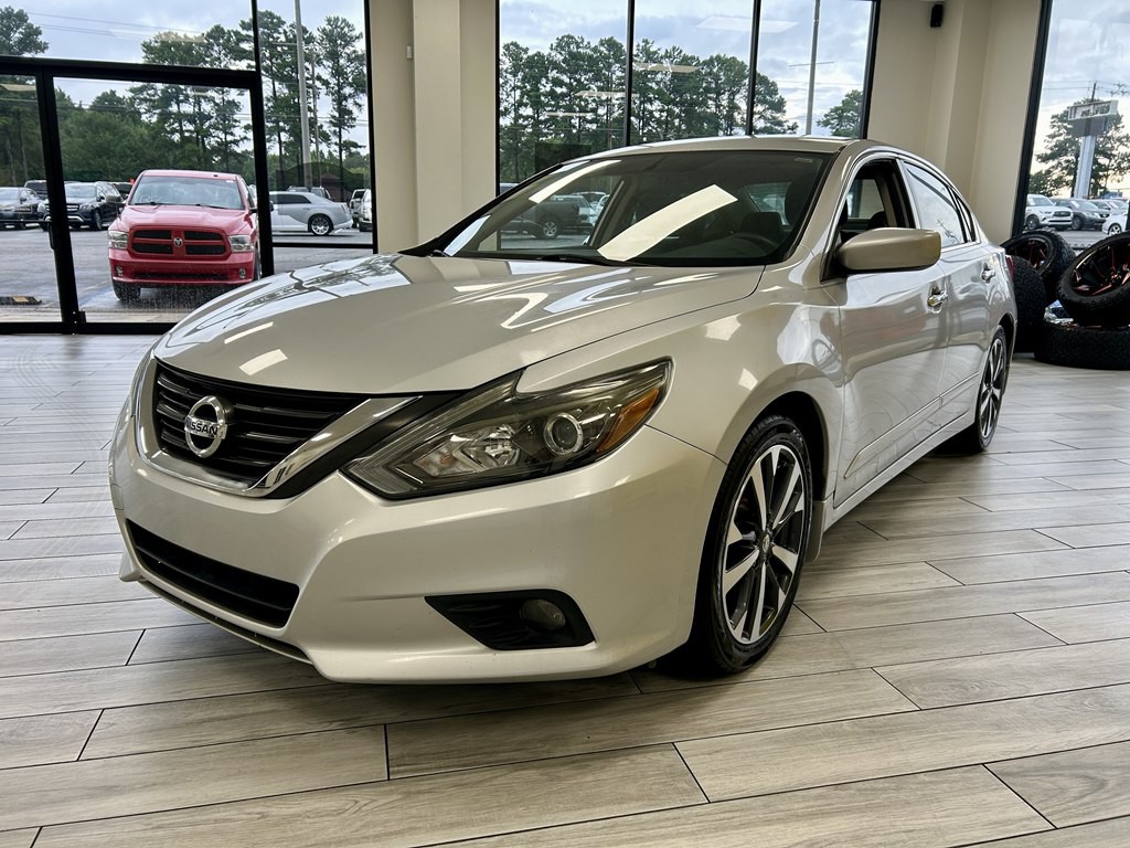 2016 Nissan Altima Image 3