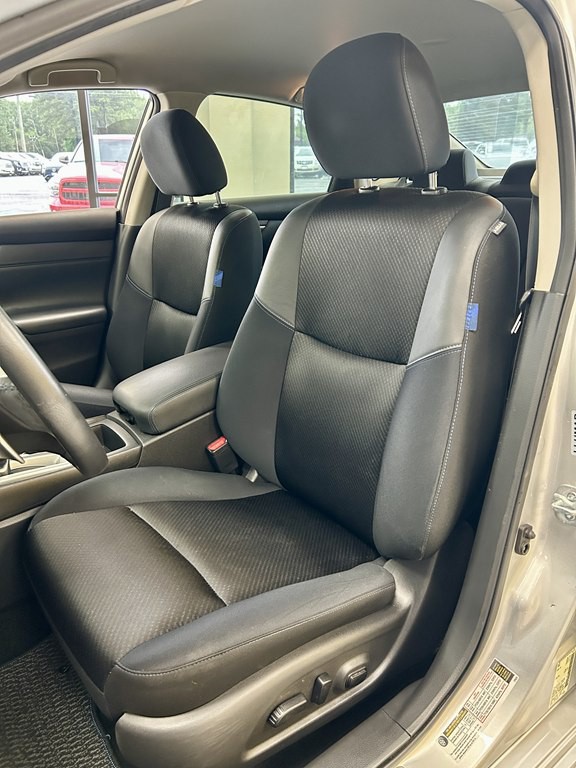2016 Nissan Altima Image 13
