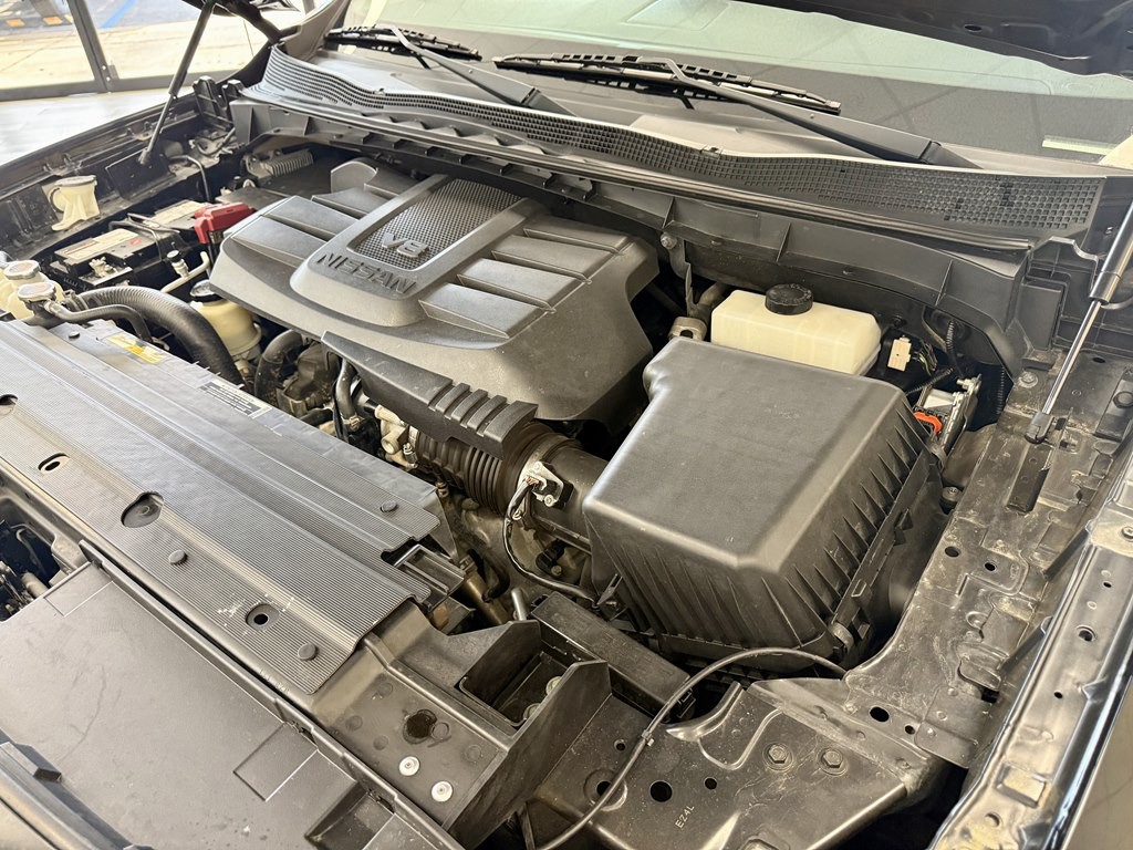 2021 Nissan Titan Image 18