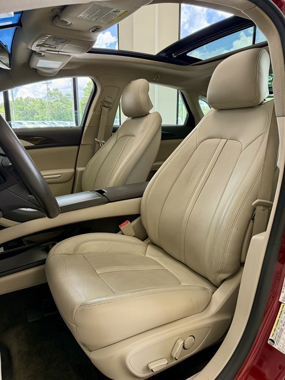 2016 Lincoln MKZ Image 14