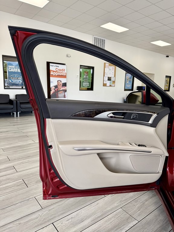 2016 Lincoln MKZ Image 15