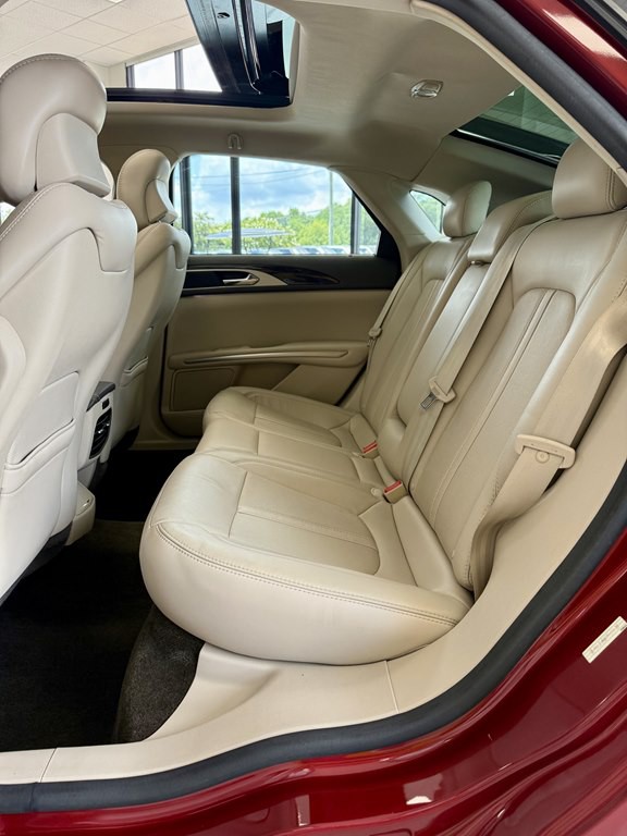2016 Lincoln MKZ Image 17