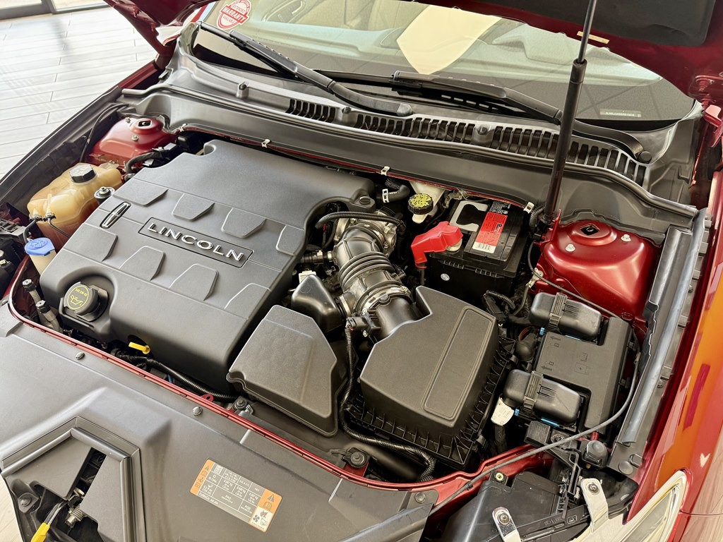 2016 Lincoln MKZ Image 18