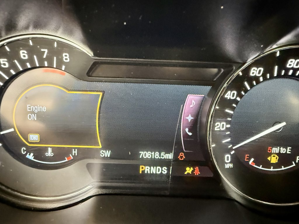 2016 Lincoln MKZ Image 20