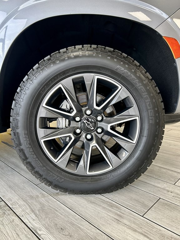 2022 Chevrolet Suburban Image 17