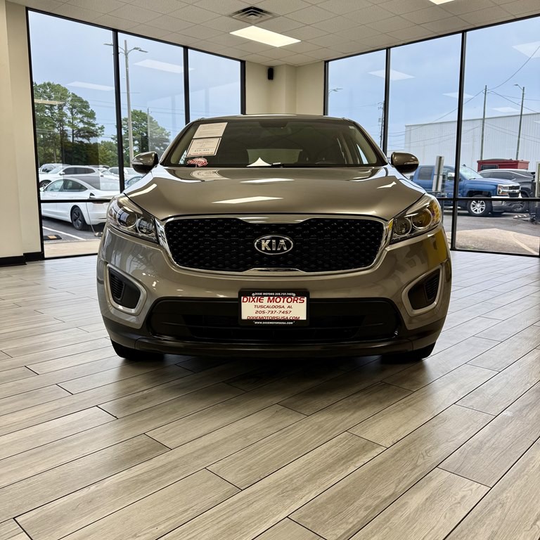 2018 Kia Sorento Image 2