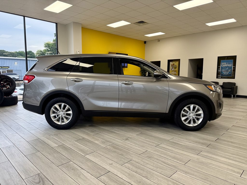 2018 Kia Sorento Image 5